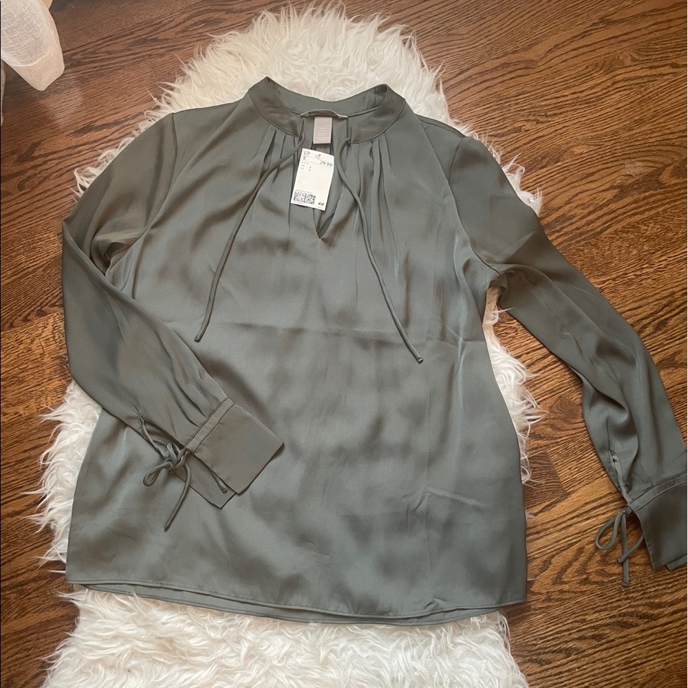 New long sleeve blouse
